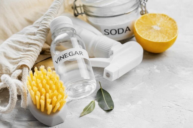 vinegar-lemon-cleaning