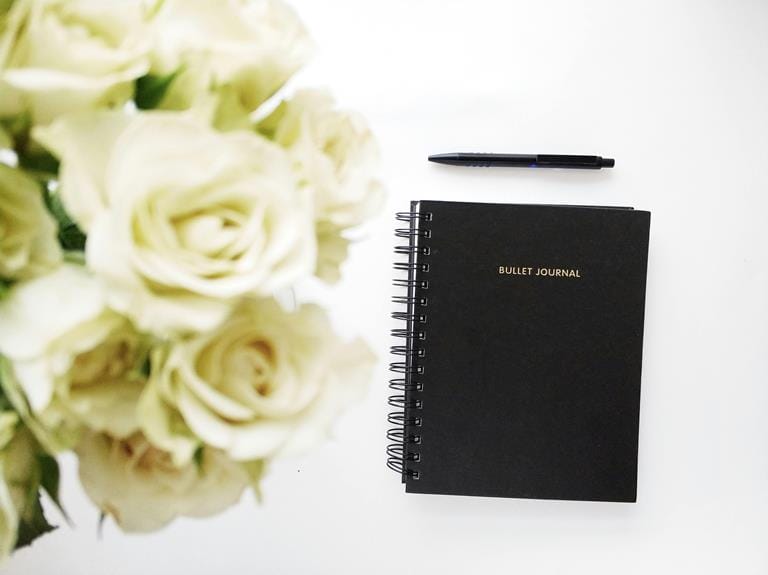 sustainable wedding planning tips